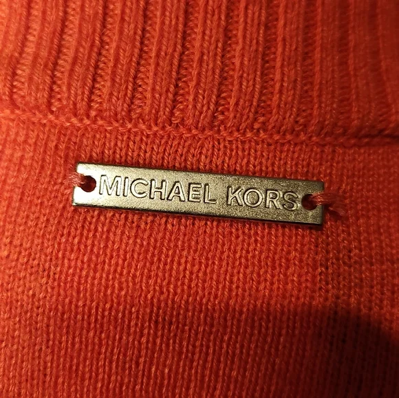 Michael Kors Women's Orange V-Neck Sweater with Belt. Size L/XL.NWT - Picture 4 of 7